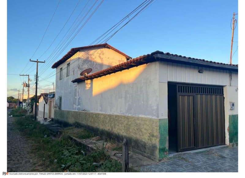 Foto 2 de 6: Comercial em leilão em Floriano - PI — LOTE 001 IMÓVEL RESIDENCIAL COM 03 PAVIMENTOS