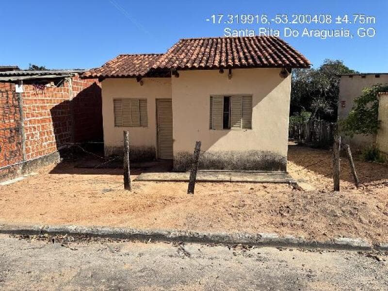 Casa em leilão em Santa Rita Do Araguaia - GO — LOTE 104 CASA - SANTA RITA DO ARAGUAIA/GO
