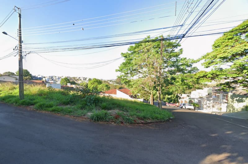 Terreno em leilão em Arapongas - PR — LOTE 002 Lote de terreno de esquina com 603,85 m2 - Parque Veneza | Arapongas-PR