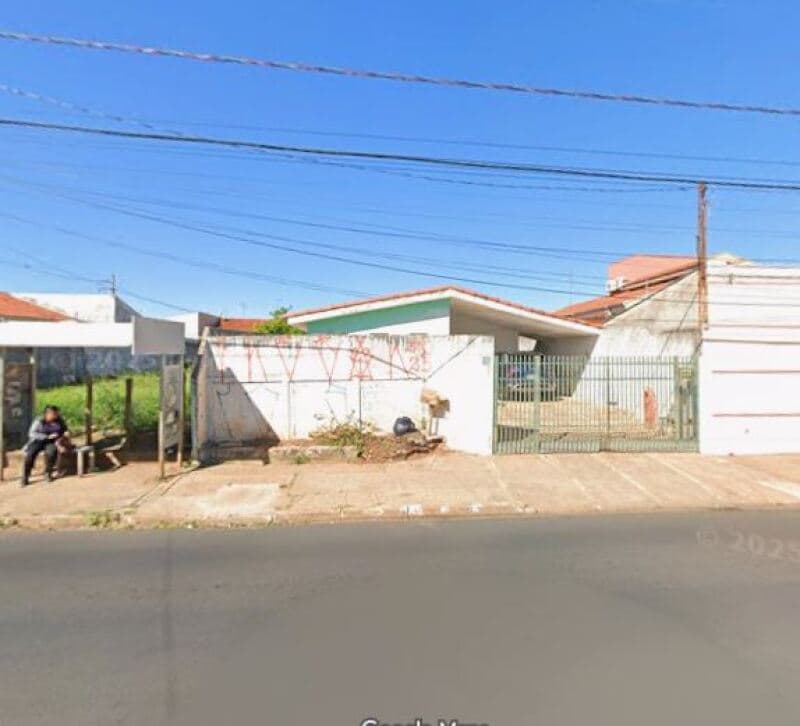Terreno em leilão em Bauru - SP, bairro Vila Souto — LOTE 001 Casa em terreno de 341,00m2 na Rua Salvador Filardi, Vila Souto, Bauru-SP