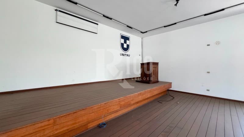 Foto 42 de 108: Terreno em leilão em Taubaté - SP — LOTE 001 UNITAU - Universidade Taubaté