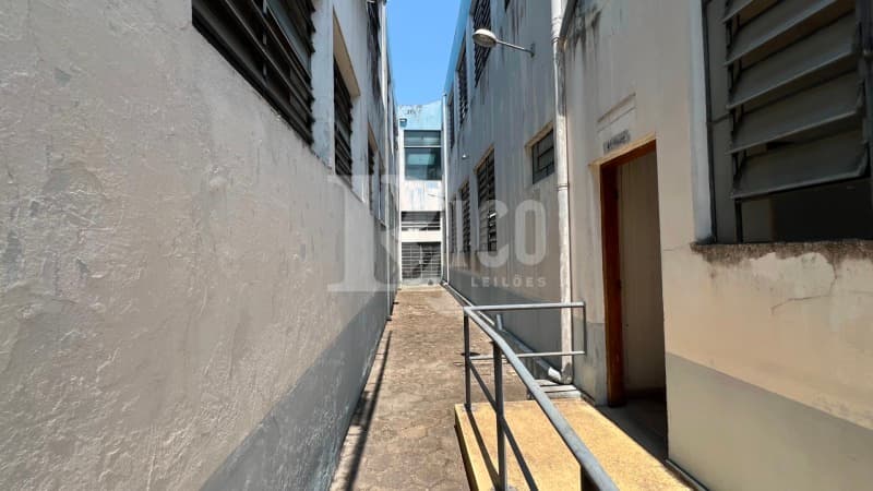 Foto 72 de 108: Terreno em leilão em Taubaté - SP — LOTE 001 UNITAU - Universidade Taubaté
