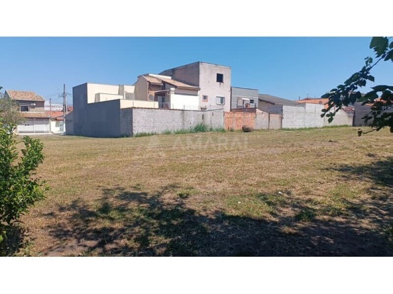 Foto 2 de 8: Terreno em leilão em Taubaté - SP, bairro Barranco — LOTE 007 Terreno com 300,00 m² no Residencial Portal da Mantiquera