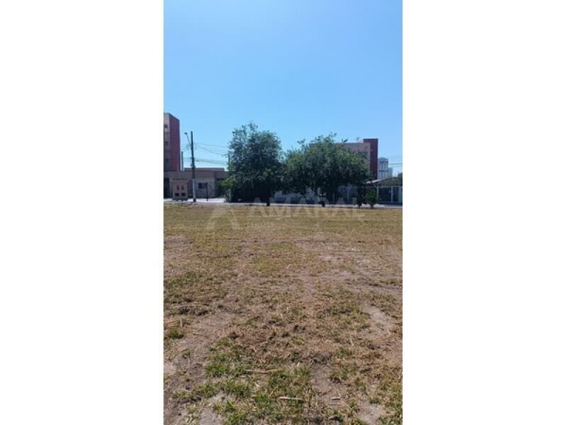 Foto 6 de 8: Terreno em leilão em Taubaté - SP, bairro Barranco — LOTE 007 Terreno com 300,00 m² no Residencial Portal da Mantiquera