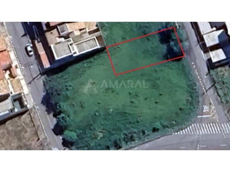 Foto 7 de 8: Terreno em leilão em Taubaté - SP, bairro Barranco — LOTE 007 Terreno com 300,00 m² no Residencial Portal da Mantiquera
