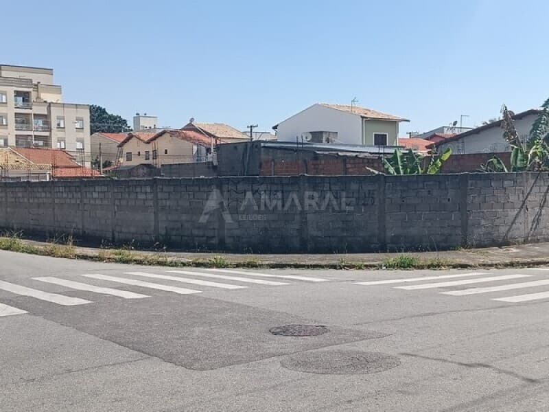 Foto 5 de 8: Terreno em leilão em Taubaté - SP, bairro Barranco — LOTE 013 Terreno de 357,62m² no Residencial Portal da Mantiquera
