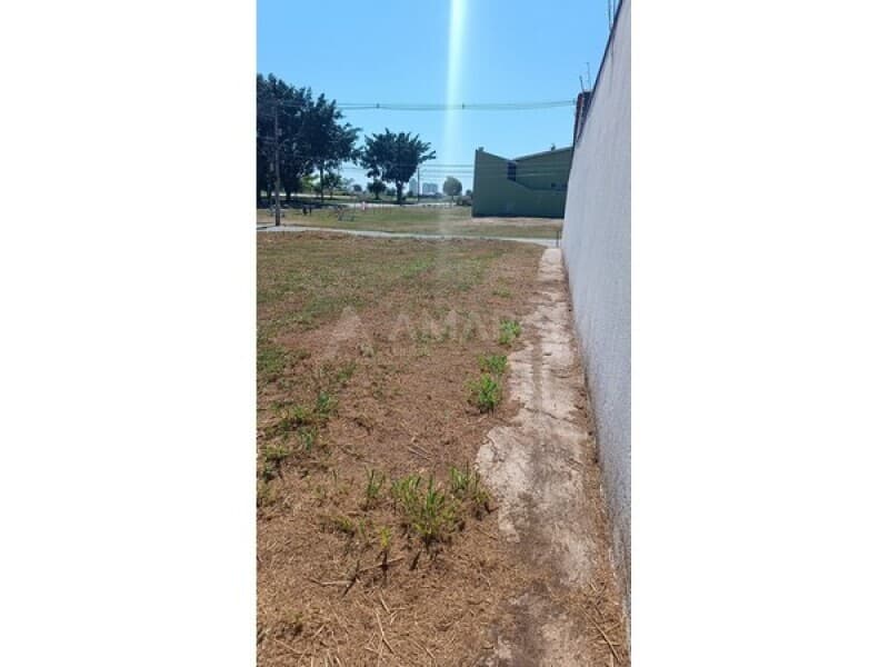 Foto 3 de 8: Terreno em leilão em Taubaté - SP, bairro Independência — LOTE 014 Terreno de 250,00m² na Esplanada Independência