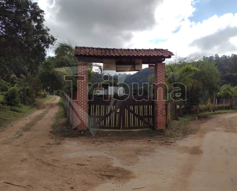 Foto 2 de 32: Terreno em leilão em Pinhalzinho - SP, bairro Rosa Mendes — LOTE 001 Sítio no bairro Rosa Mendes