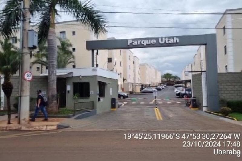 Apartamento em leilão em Uberaba - MG — LOTE 177 COND PQ UTAH