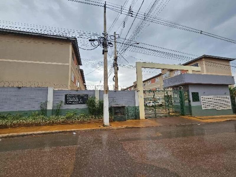 Apartamento em leilão em Valparaíso De Goiás - GO — LOTE 104 COND RES FORMOSO II