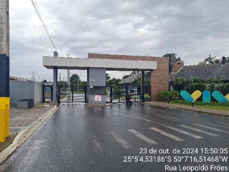 Casa em leilão em Ponta Grossa - PR — LOTE 233 COND VIVA PRINCESA DOS CAMPOS