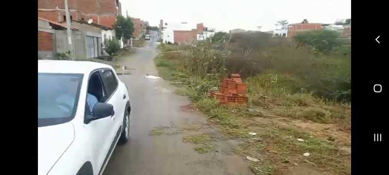 Foto 6 de 8: Terreno em leilão em Jequié - BA — LOTE 013 LOTEAMENTO SOMBRA DA TARDE, JEQUIÉ – BA - MATRÍCULA Nº: 64.891 - LIVRO 2BFB. - ÁREA TOTAL: