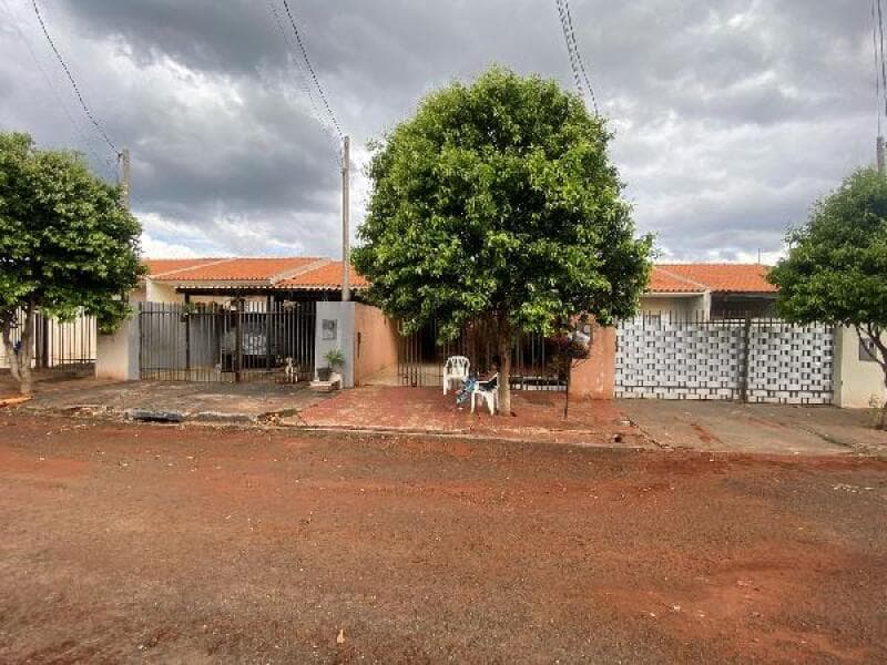 Casa em leilão em Sarandi - PR, bairro Jardim Aurora — LOTE 277 CONDOMINIO RESIDENCIAL TERRA RICA IV