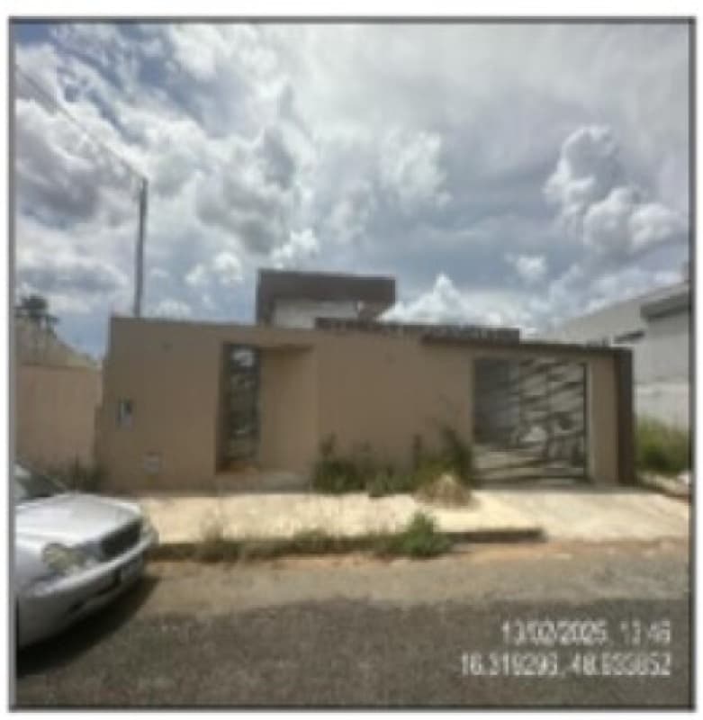 Casa em leilão em Anápolis - GO — LOTE 075 CASA