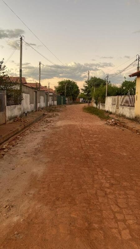 Casa em leilão em Altos - PI, bairro Centro — LOTE 189 CASA RESIDENCIAL UNIFAMILIAR