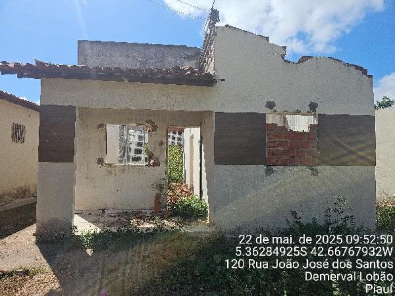 Casa em leilão em Demerval Lobão - PI, bairro Cidade Nova — LOTE 190 CASA