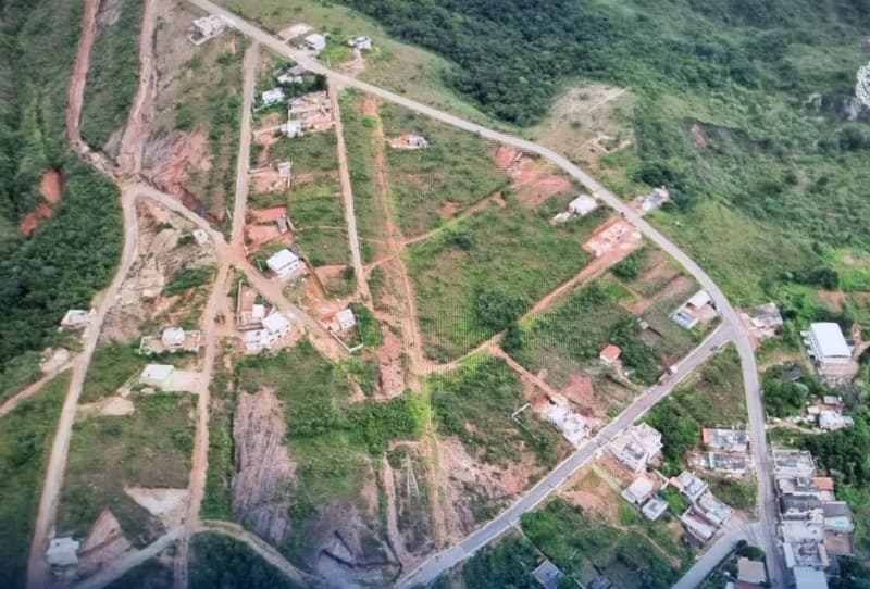 Terreno em leilão em Congonhas - MG — LOTE 001-2 LOTE DE TERRENO URBANO DE 399,54M² EM CONGONHAS/MG