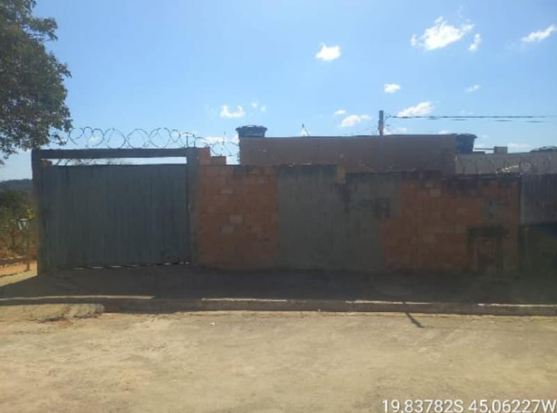 Casa em leilão em Nova Serrana - MG, bairro Taninha Saldanha — LOTE 151 MG - NOVA SERRANA