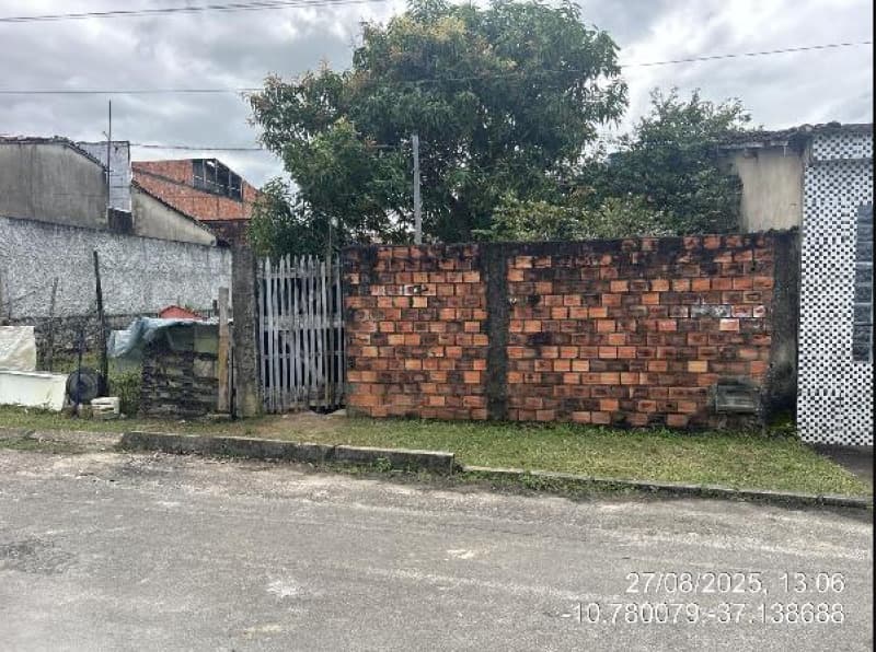 Casa em leilão em Laranjeiras - SE, bairro Pedra Branca — LOTE 408 SE- LARANJEIRAS