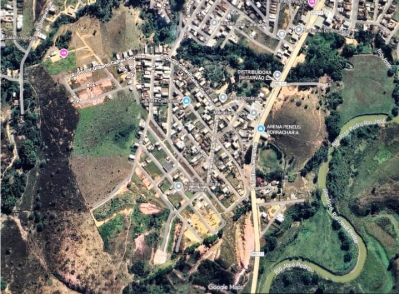 Terreno em leilão em Ipanema - MG — LOTE 001-2 FRAÇÃO DE 25% DE UMA ÁREA DE TERRENO URBANO EM IPANEMA/MG