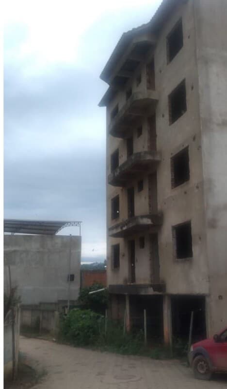 Foto 3 de 29: Apartamento em leilão em São Sebastião Do Anta - MG, bairro Centro — LOTE 003 FRAÇÃO DE 41,66% DE UM PRÉDIO EM CONSTRUÇÃO EM SÃO SEBASTIÃO DO ANTA/MG
