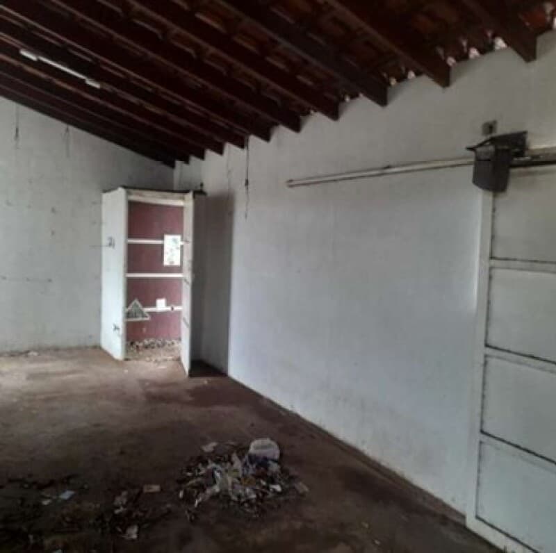 Foto 2 de 15: Casa em leilão em Uberlândia - MG, bairro Pacaembu — LOTE 001 IMÓVEL RESIDENCIAL NO BAIRRO PACAEMBU EM UBERLÂNDIA/MG