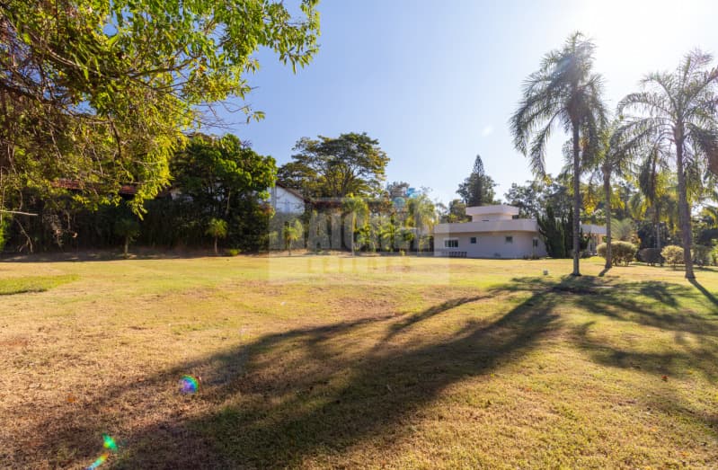 Foto 5 de 31: Casa em leilão em Indaiatuba - SP — LOTE 001 Casa de alto padrão, situado na Alameda das Cajaranas, Condomínio COLINAS DO MOSTEIRO DE IT