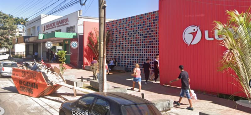 Foto 4 de 8: Terreno em leilão em Anápolis - GO — LOTE 001 Lote 1 - Matrícula 17.167 do 2° Registro de Imóveis de Anápolis/GO: Parte do lote de terren