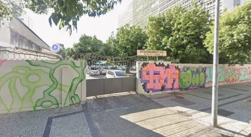 Foto 1 de 3: Terreno em leilão em Rio De Janeiro - RJ, bairro Centro — LOTE 001 TERRENO NA AV. HENRIQUE VALADARES