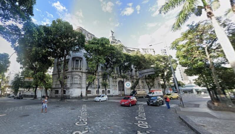 Foto 2 de 2: Comercial em leilão em Rio De Janeiro - RJ, bairro Centro — LOTE 002 PRÉDIO NA PRAÇA DA CRUZ VERMELHA