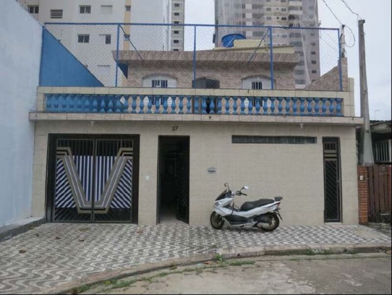 Comercial em leilão em Mongaguá - SP, bairro Cidade Beira Mar — LOTE 001 Imóvel no Litoral com A.T. 153m², A.C. 216m², Cidade Beira Mar, Mongaguá - SP