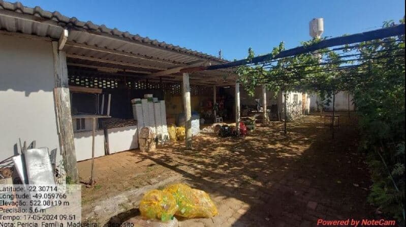 Foto 20 de 37: Area Rural em leilão em Bauru - SP — LOTE 001 Gleba de Terras - Chácara Madureira, área de 103.989m², edificações como residências, salão