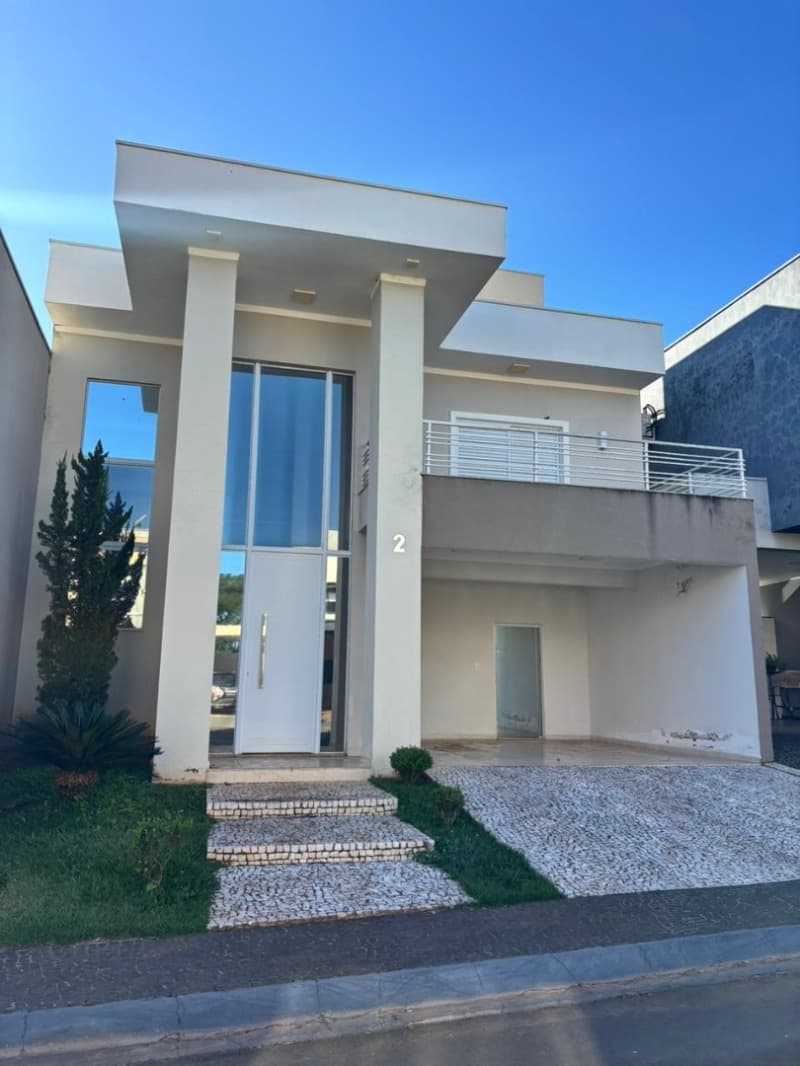 Terreno em leilão em Porto Ferreira - SP — LOTE 001 Unidade Autônoma nº 02 do Condomínio Vila das Flores, A.P. 94m², Porto Ferreira/SP