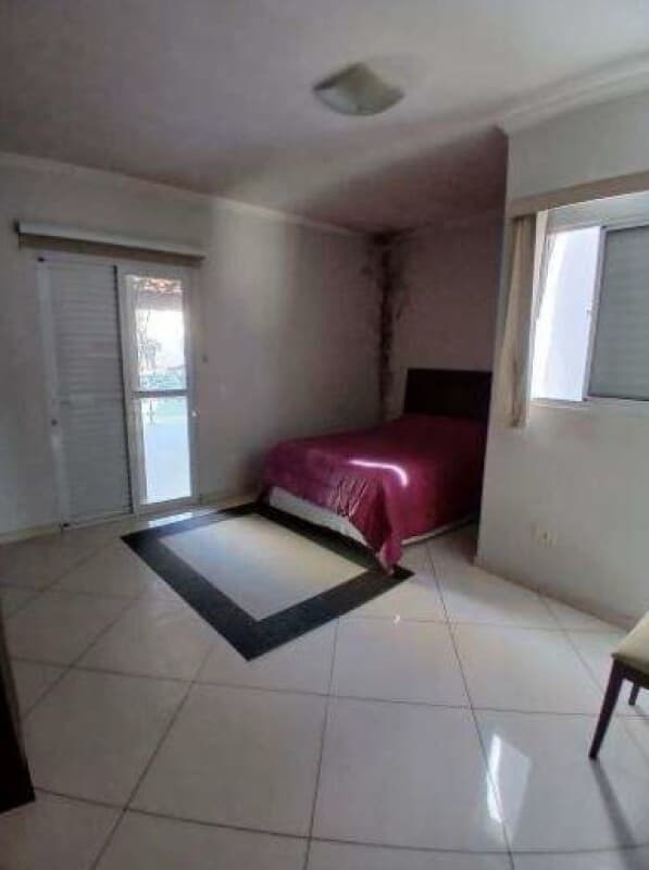Foto 12 de 14: Casa em leilão em São Paulo - SP, bairro Parque das Árvores — LOTE 001 Casa com 2 pavimentos, A.C. 178m², 2 dorms, 1 suíte, Parque das Árvores, São Paulo/SP