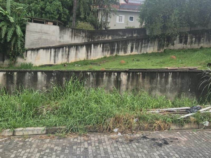 Foto 1 de 3: Terreno em leilão em Mogi Das Cruzes - SP, bairro Itapeti — LOTE 002 Terreno LOTE B, lotes 21, 22 e 23, quadra nº 100, área de 300m², bairro Itapeti, Mogi das C