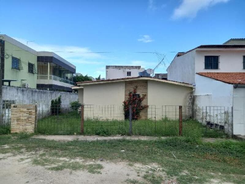 Casa em leilão em Olinda - PE — LOTE 241 CASA EM OLINDA/PE