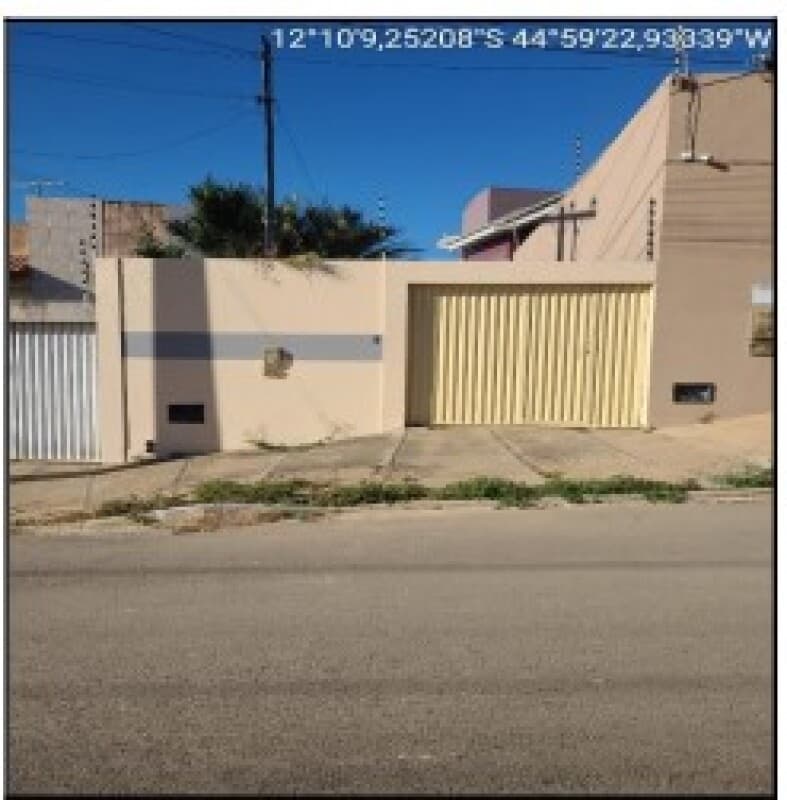 Casa em leilão em Barreiras - BA — LOTE 024 CASA EM BARREIRAS/BA - DESCONTO DE 40% DO VALOR DE AVALIAÇÃO NO 2º LEILÃO