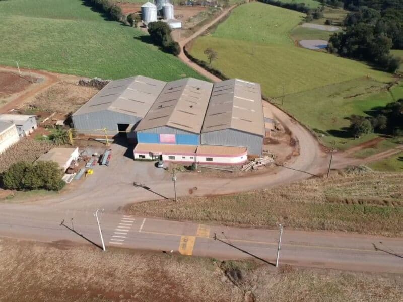 Foto 15 de 19: Comercial em leilão em Gentil - RS — LOTE 001 LOTE URBANO DA QUADRA Nº 72, com a área de 2.941,60m² em MARAU/RS + Benfeitorias