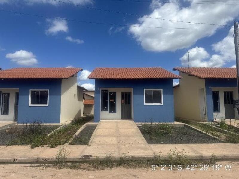 Casa em leilão em Altos - PI — LOTE 168 CASA, 54,4 M2 Altos/ PI