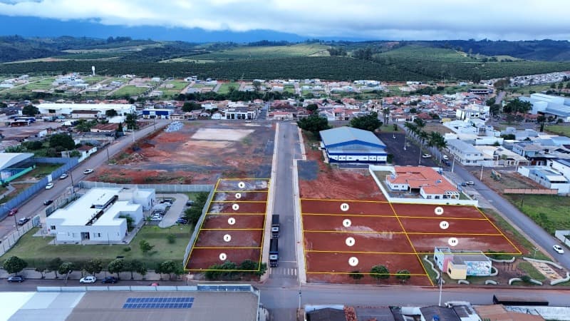 Terreno em leilão em Campos Altos - MG — LOTE 002 Lote 04 da Quadra 21A, área total de 263,30 m², Rua Coronel Frederico Franco Campos Altos/M