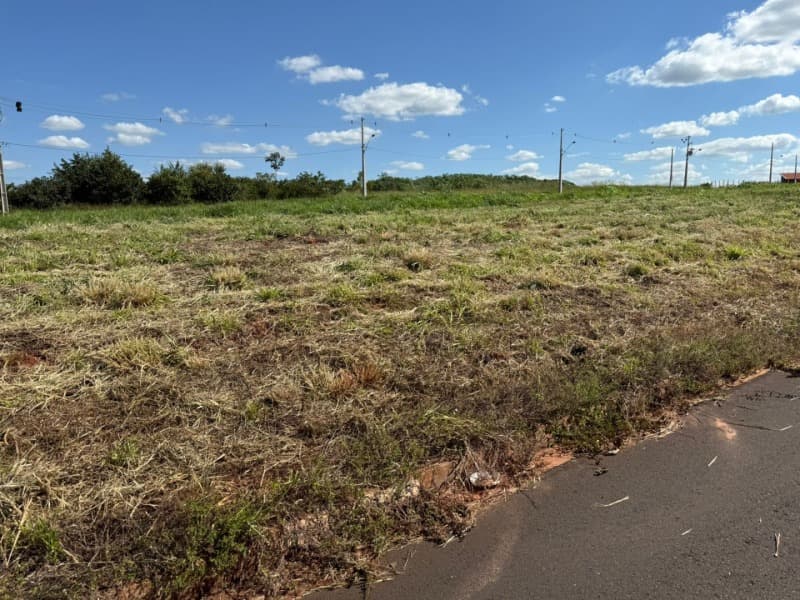 Foto 4 de 6: Terreno em leilão em Américo De Campos - SP — LOTE 002 1 Terreno Lote 5 da Quadra 2 do Loteamento Papini e Barreto