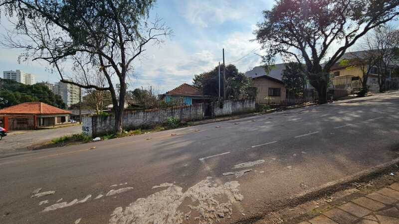 Foto 3 de 6: Terreno em leilão em Passo Fundo - RS — LOTE 001 Um Terreno Urbano