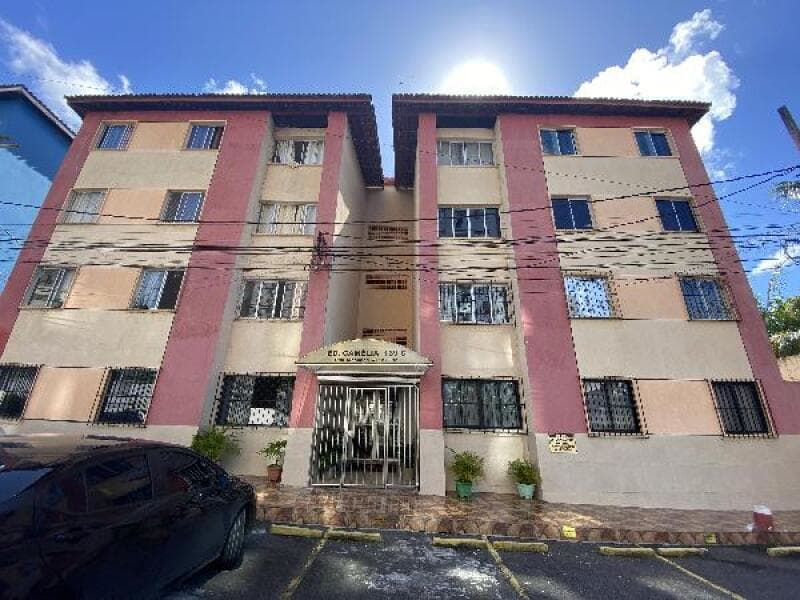 Apartamento em leilão em Salvador - BA — LOTE 040 Apartamento