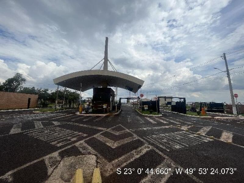 Casa em leilão em Ourinhos - SP — LOTE 516 Casa