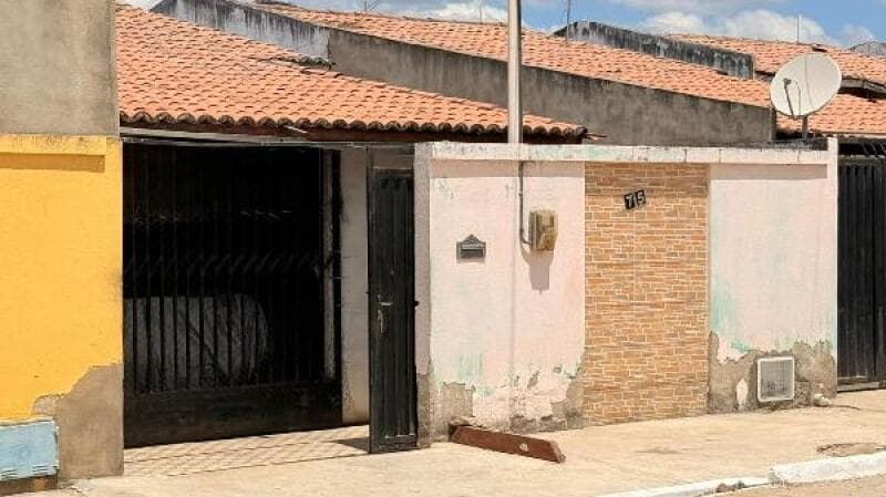 Casa em leilão em Irauçuba - CE, bairro Nossa sra de fátima — LOTE 056 Casa