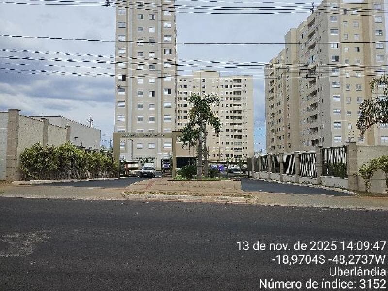 Apartamento em leilão em Uberlândia - MG — LOTE 162 Apartamento