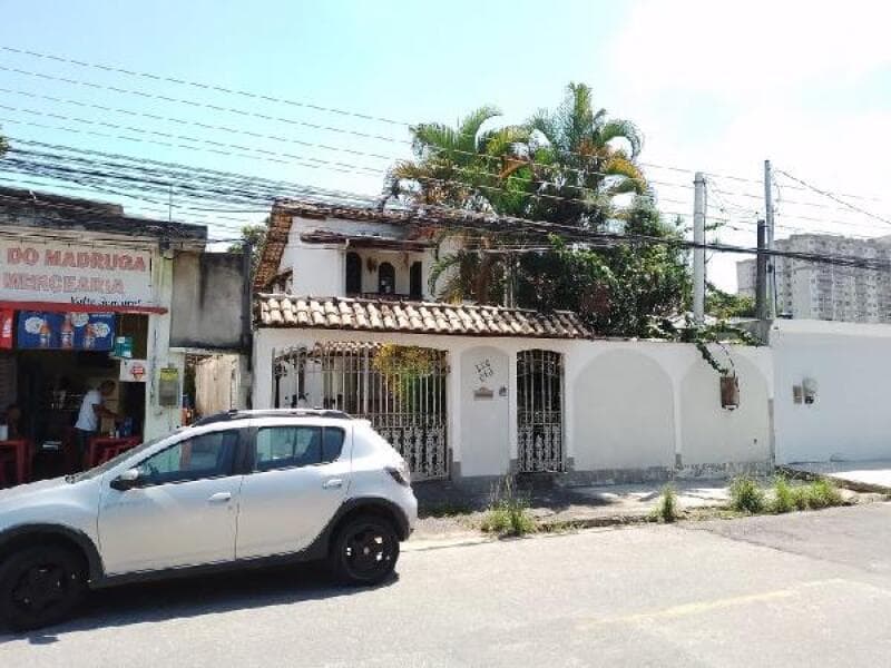 Casa em leilão em Itaguaí - RJ, bairro Monte Serrat — LOTE 272 Casa