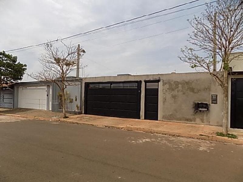 Casa em leilão em Piracicaba - SP, bairro Jardim São Francisco — LOTE 525 Casa
