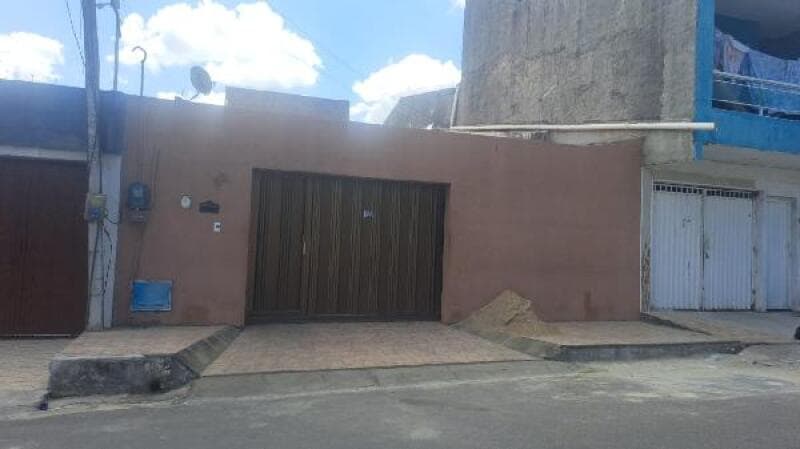Casa em leilão em Maracanaú - CE, bairro Parque Antonio Viana — LOTE 050 Casa