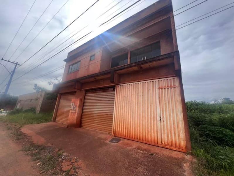 Foto 1 de 8: Terreno em leilão em Padre Bernardo - GO — LOTE 001 Terreno urbano com ou sem benfeitoria